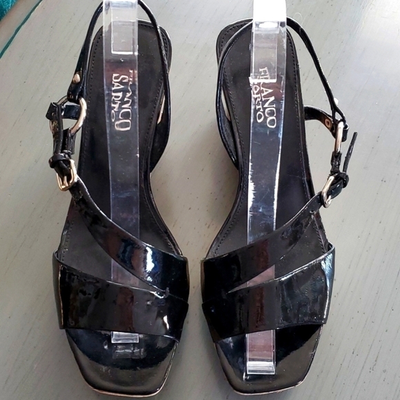 Franco Sarto- NWOB Women's Black strappy wedge Sandal heels Size 8 - Picture 4 of 8